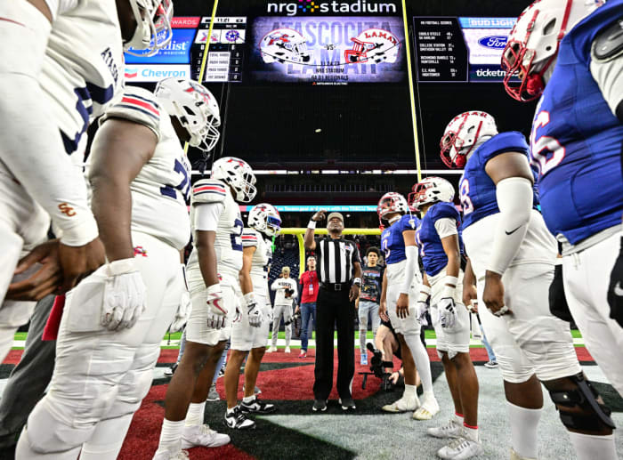 atascocita lamar football texas high school playoff regional semifinal tom dendy 2023 TD1_0424